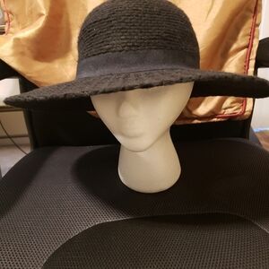San Diego Hat Co Black crochet wide brim hat EUC